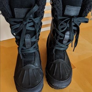 Bear paw boots
